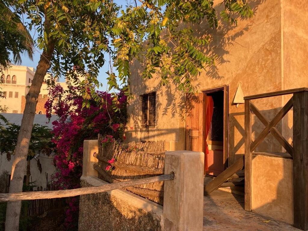 Samaki House Hotel Lamu Exterior photo