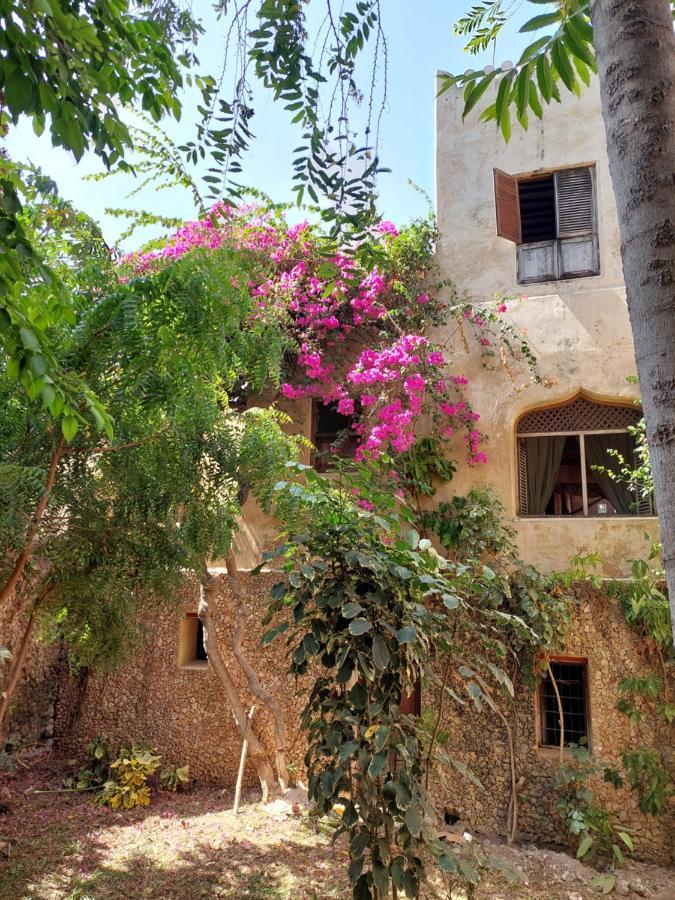 Samaki House Hotel Lamu Exterior photo